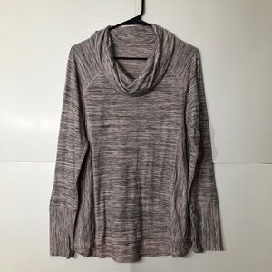 3/$20 Long Sleeve sweatshirt